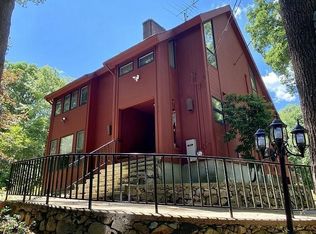 87 Wheeler St, Rehoboth, MA 02769