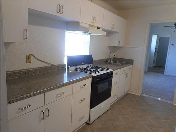 4th image of 715 Cantrelle St #17