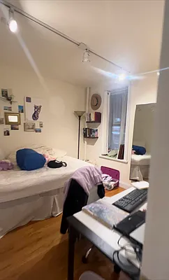 Rented by Manhattan Dwelling Corporation | media 20