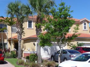 15138 Summit Place Cir, Naples, FL 34119