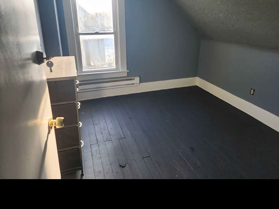 2nd image of 13516 Blenheim Rd