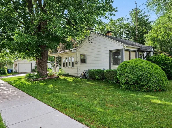 900 E Washington St, Coleman, MI 48618