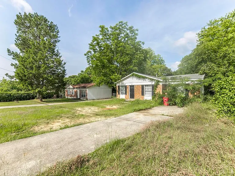 5741 Bloomfield Rd — Photo 4