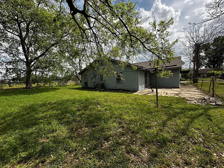 6023 Belarbor St — Photo 21