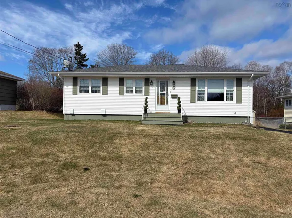 9 Hare Ave, Cape Breton, NS B2A 2A9