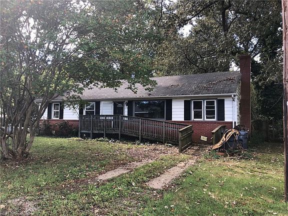 2nd image of 706 Coleman Dr