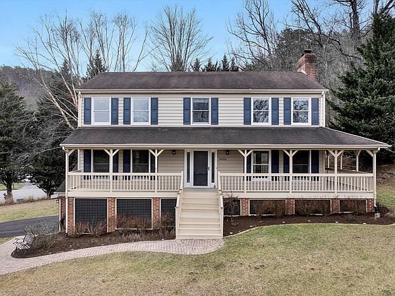 2nd image of 4406 Kings Court Dr