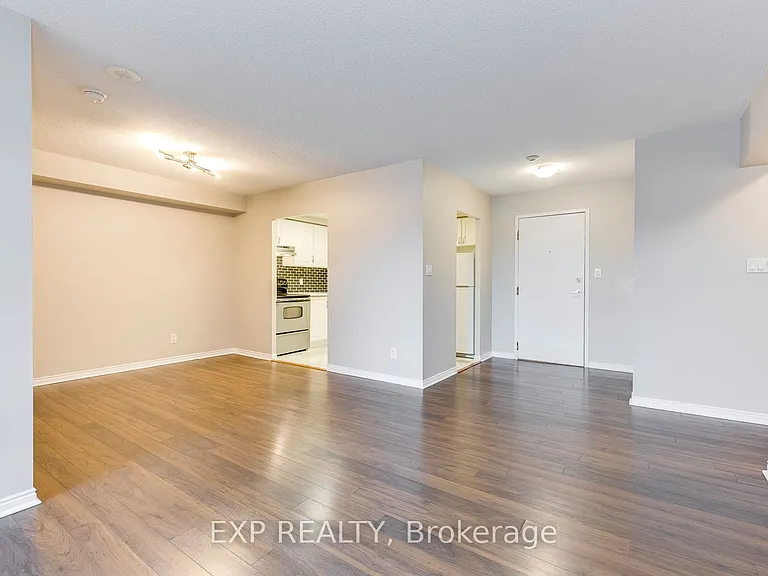 135 Hillcrest Ave #205 — Photo 2