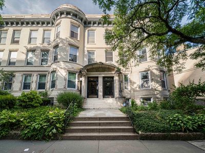 93 Centre St #2, Brookline, MA, 02446