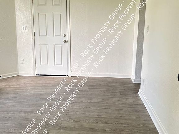 5th image of 328 N Philadelphia Ave APT A