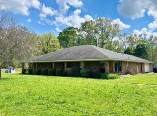 401 Cane Bend Dr, Haughton, LA 71037