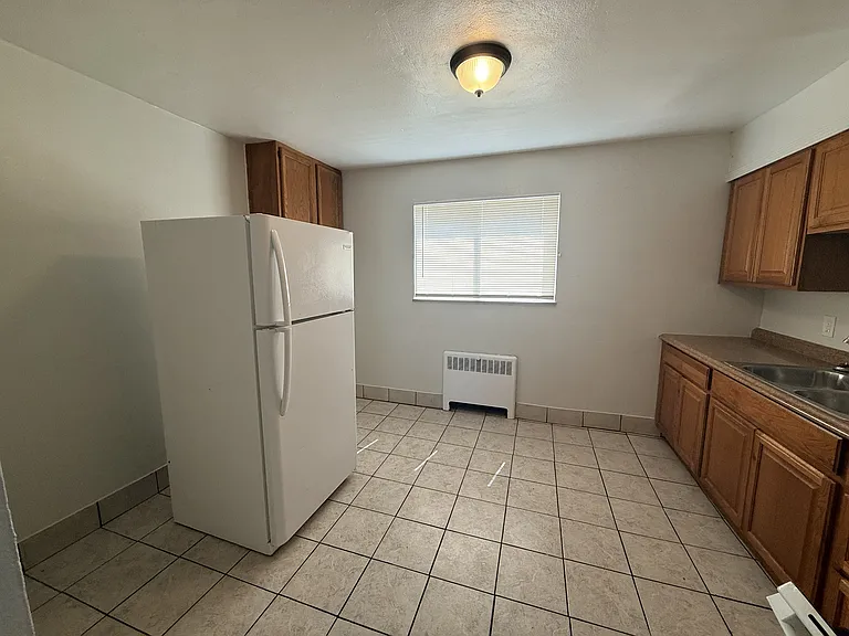 532 Rockdale Ave #1 — Photo 4