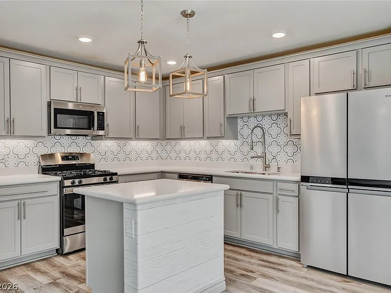 305 Quail Dove Ave — Photo 8