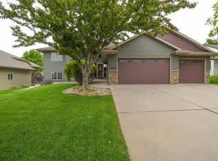 4108 W 90th St, Sioux Falls, SD 57108