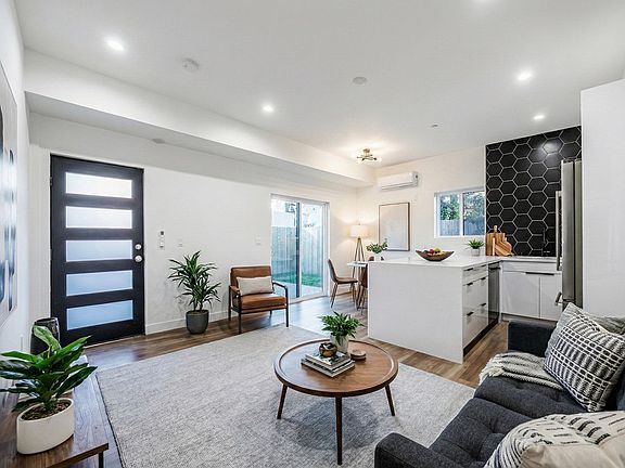 2nd image of 10717 Addison St #10719-3
