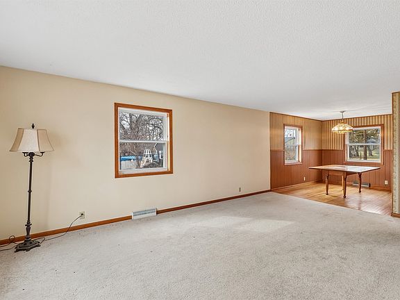 4th image of 515 N 13th St