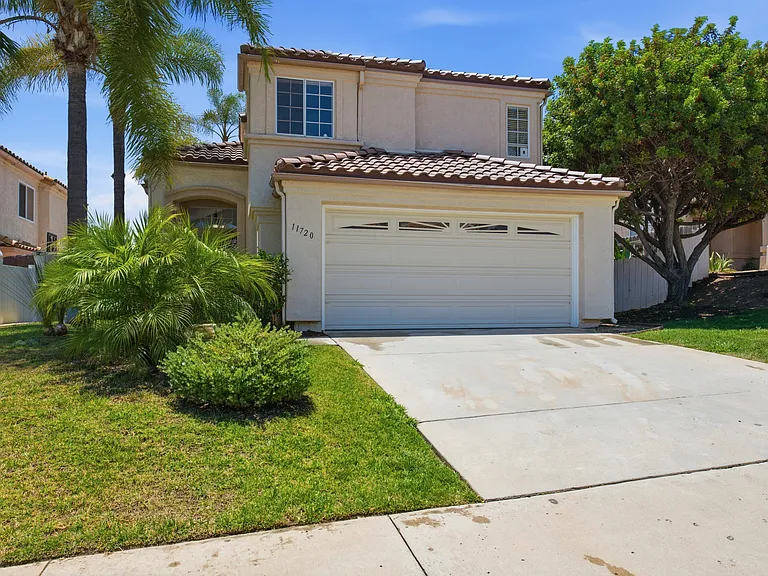 11720 Monte View Ct — Photo 3