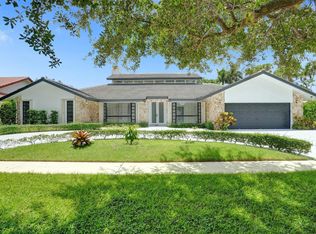 7475 Estrella Cir, Boca Raton, FL 33433