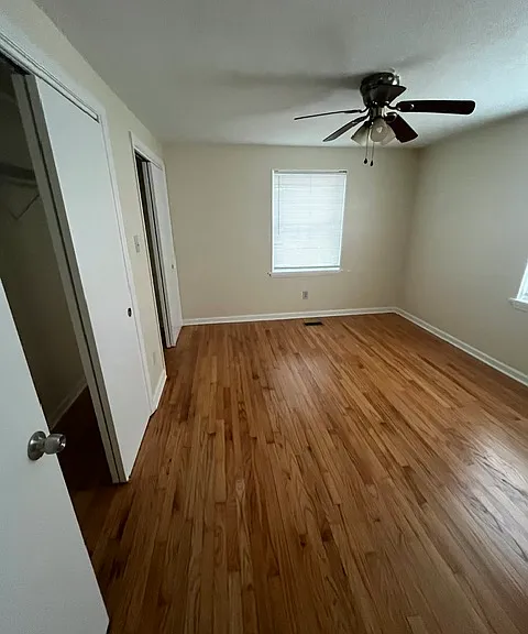 464 Old Farrington Rd — Photo 1