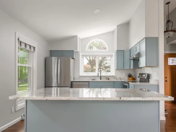 2813 Maple View Drive, Madison, WI 53719