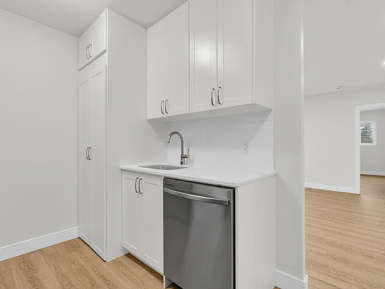 1220 Hamilton St — Photo 34