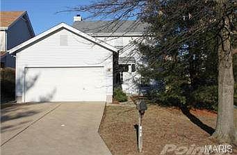 THIS 2 STORY HAS 3 BEDROOMS, 2 FULL & 1 HALF BATHS, 2 CAR GARAGE