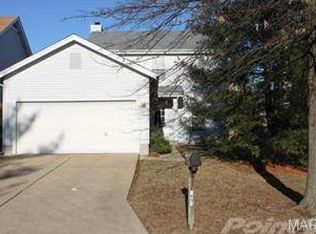 4891 Persimmon Bend Ln, Florissant, MO 63033