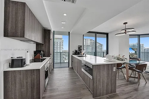 801 S Miami Ave #4209 Photo 1