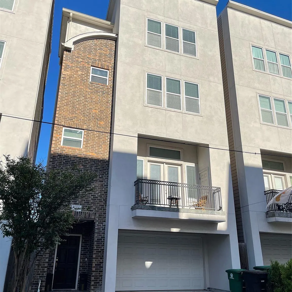 3 bed, 3.5 bath, 3066 sqft, $3,600 — Photo 3