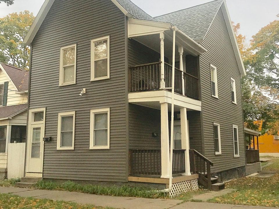 1st image of 906 Davis Ave NW