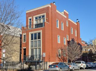 1101 N Hermitage Ave #1R, Chicago, IL 60622