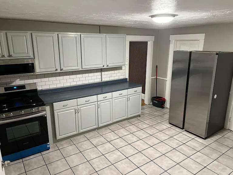 13 Maple St #1 — Photo 9
