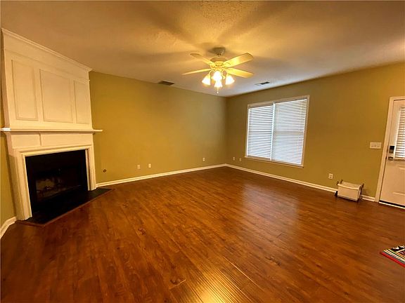 4th image of 4645 Valais Ct Unit 88