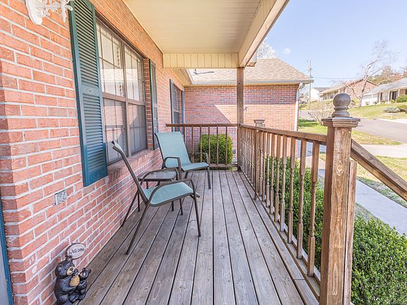 3rd image of 7213 Lyle Bend Ln