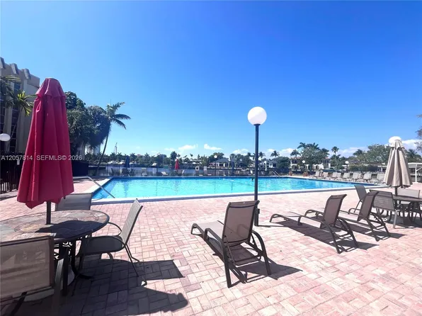851 Three Islands Blvd APT 505, Hallandale Beach, FL 33009