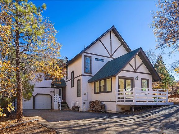 3rd image of 815 Needle Ln