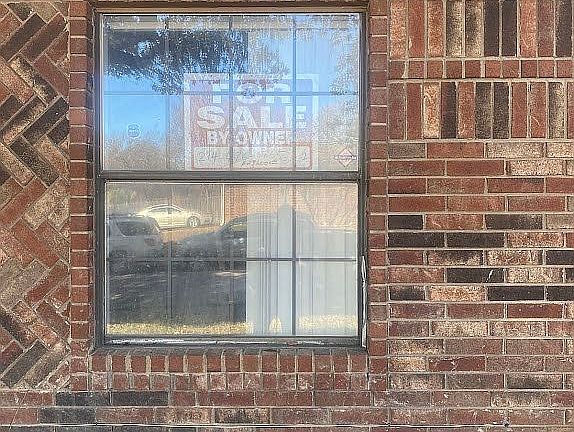 2nd image of 6537 Los Rios Dr