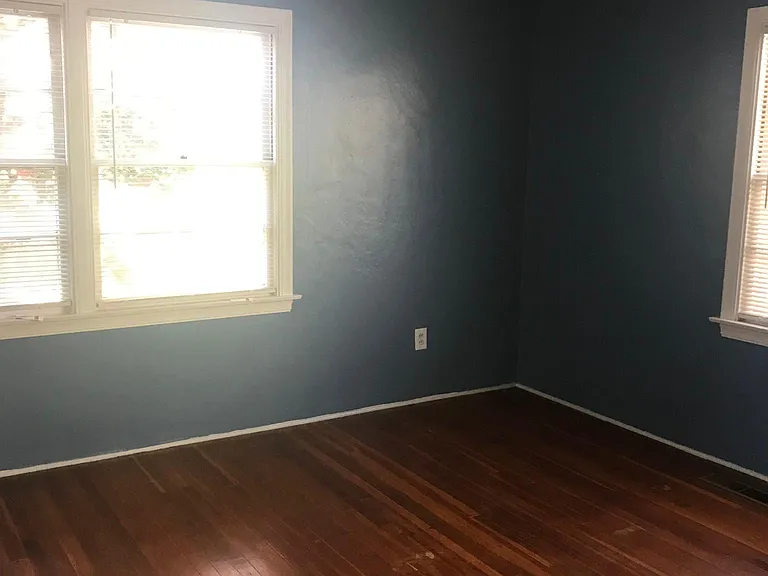 490 E Sacramento Ave — Photo 19