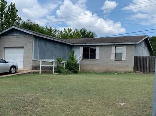 1925 Castle Gate Cir, San Marcos, TX 78666