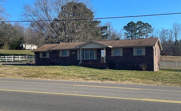 1st image of 2660 Benton Pike NE