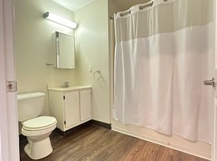 2766 Angle Rd APT 122, Orchard Park, NY 14127