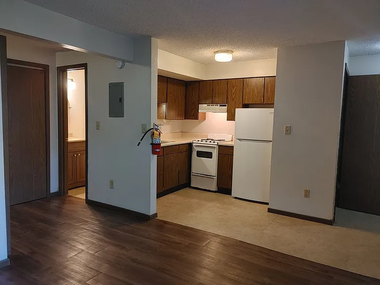 415 S. Van Buren Street — Photo 24