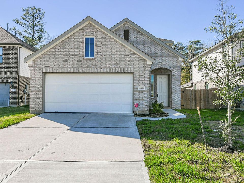1st image of 16911 Lagos Ln