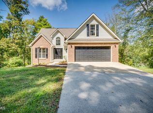 518 Mitchell Rd, Kingsport, TN 37663