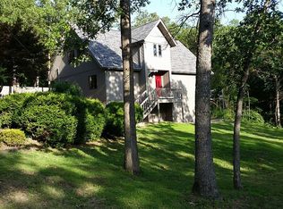 13481 Lakewood Dr, Ste Genevieve, MO 63670