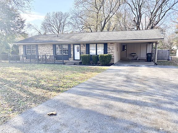 3rd image of 109 Dawn Dr