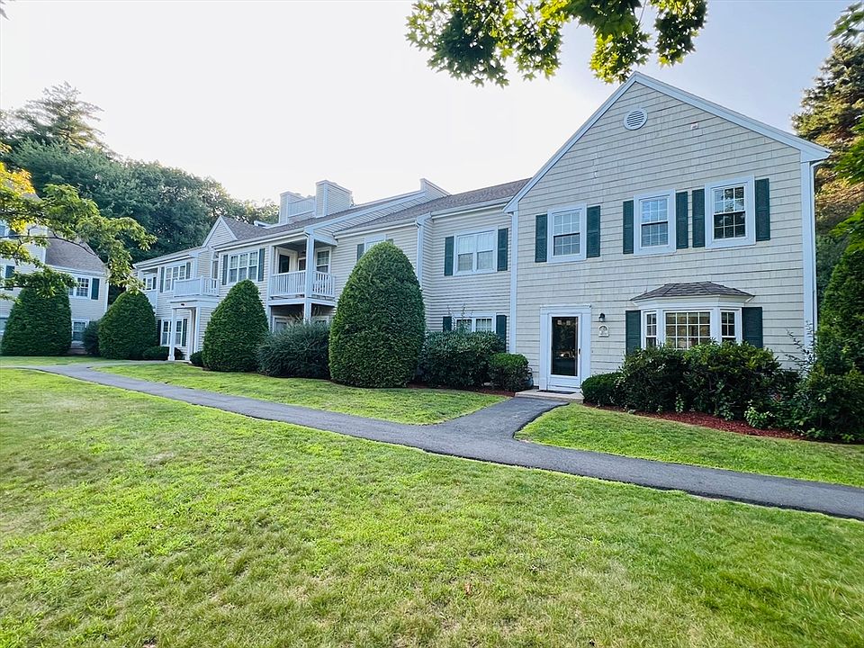 1st image of 651 Brookside Dr #651