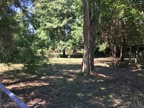 3rd image of 8715 Mayflower Ave