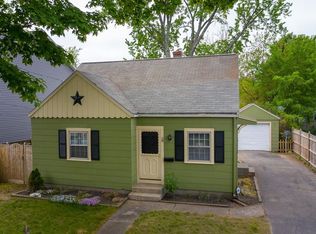 28 Lorimer St, Springfield, MA 01151