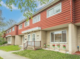 9007 Keating Ave, Skokie, IL 60076